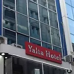 Hotel Yalta 3*