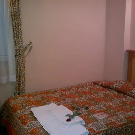 Hotel Yalta Istanboel