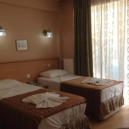 Yalta Hotel Istanboel